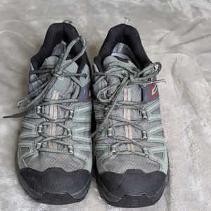 Salomon X Crest Olive Green and Black Hiking Women Shoes Size 11.5